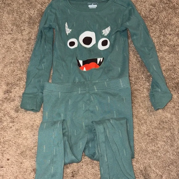 3 for $20! Offers open! Kids 5t pajama set Old Navy Teal Monster Pajama Set 5t - Picture 1 of 6